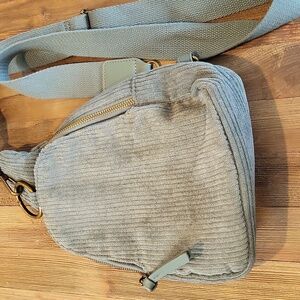 Elegant Green Corduroy Crossbody Bag